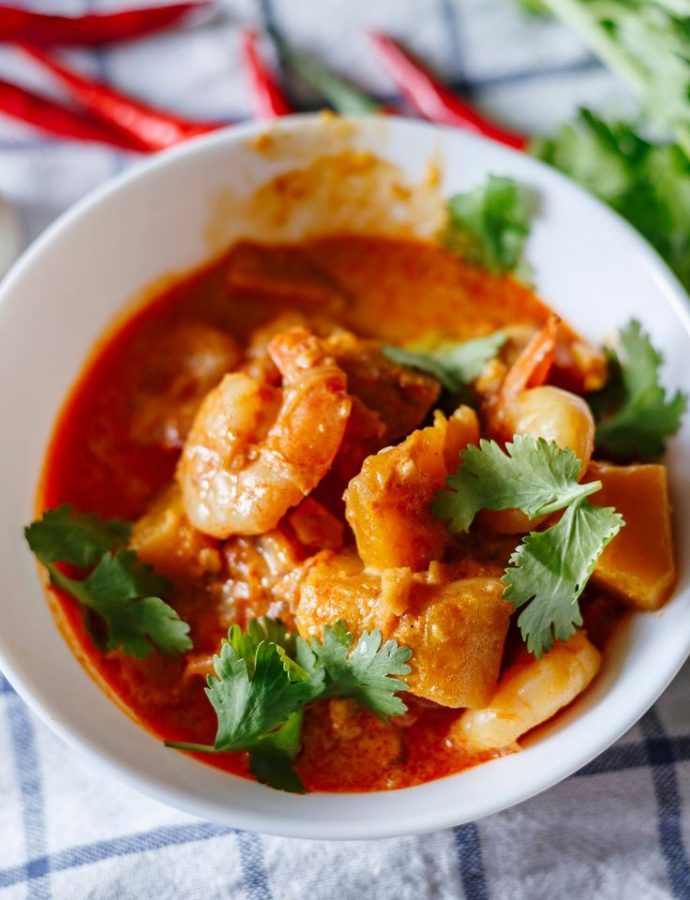 Easy Thai Red Prawn Curry — The Craver's Guide