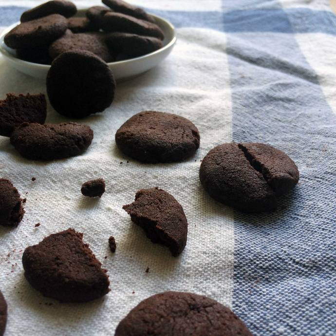 easy-Chocolate-Biscuit-recipe