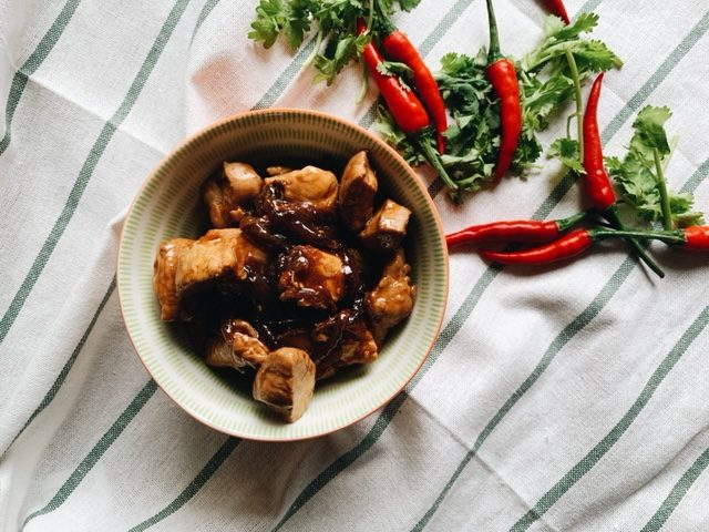 Black Sauce Chicken Cravings