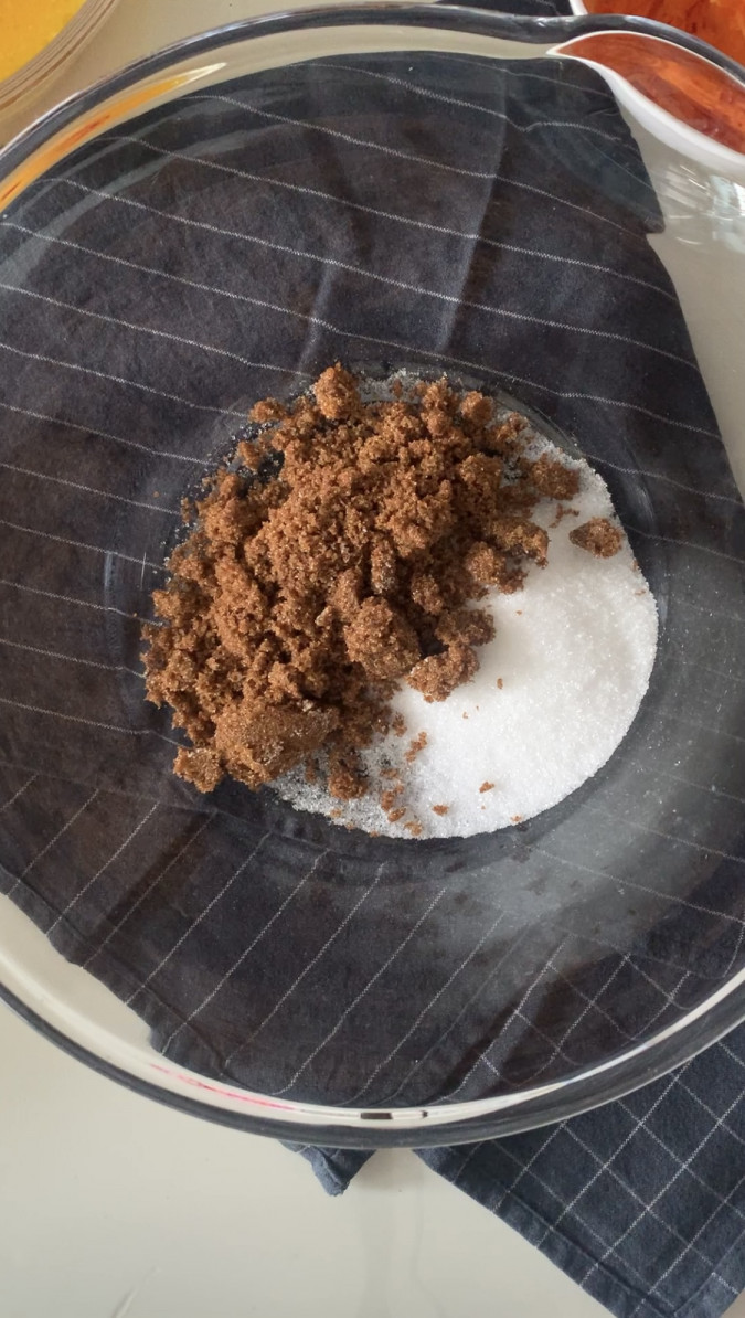 combining brown and white sugar
